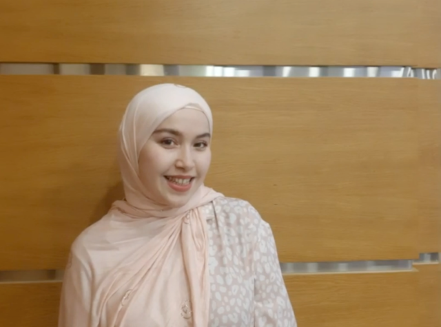 Pretty in Pink: How to Style a Rectangular Pink Jersey Hijab